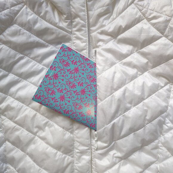 Lululemon Cropped Puffer Vest with Hood Size 10 White Snaps Hidden Zippers - Picture 12 of 13